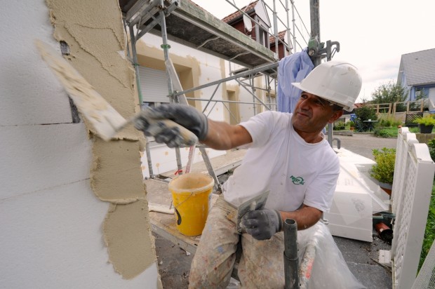 comment trouver les bons professionnels du bâtiment pour réaliser ses travaux