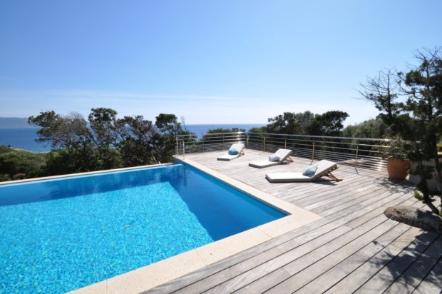 entretien piscine avant l'été