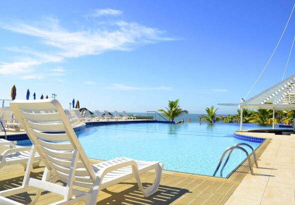 bâche à barre piscine